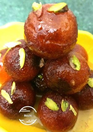 A picture of Instant gulab jamun.