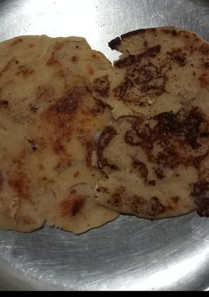बेसन का चीला (besan ka cheela recipe in Hindi) रेसिपी मुख्य फोटो