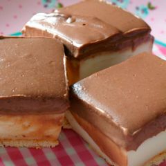 A picture of MONTE - cake without cooking.