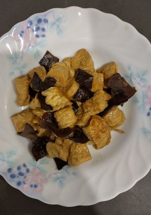 木耳豆腸 的食譜成品照片