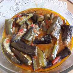 A picture of Terong balado.