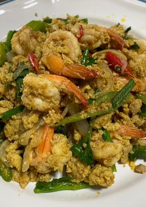 รูปของ กุ้งหมูสับผัดผงกะหรี่คีโต