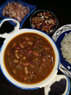 ढाबा स्टाइल राजमा (Dhaba style Rajma recipe in Hindi) रेसिपी मुख्य फोटो