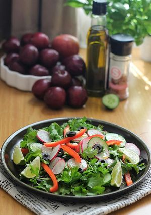 A picture of Cilantro Salad.