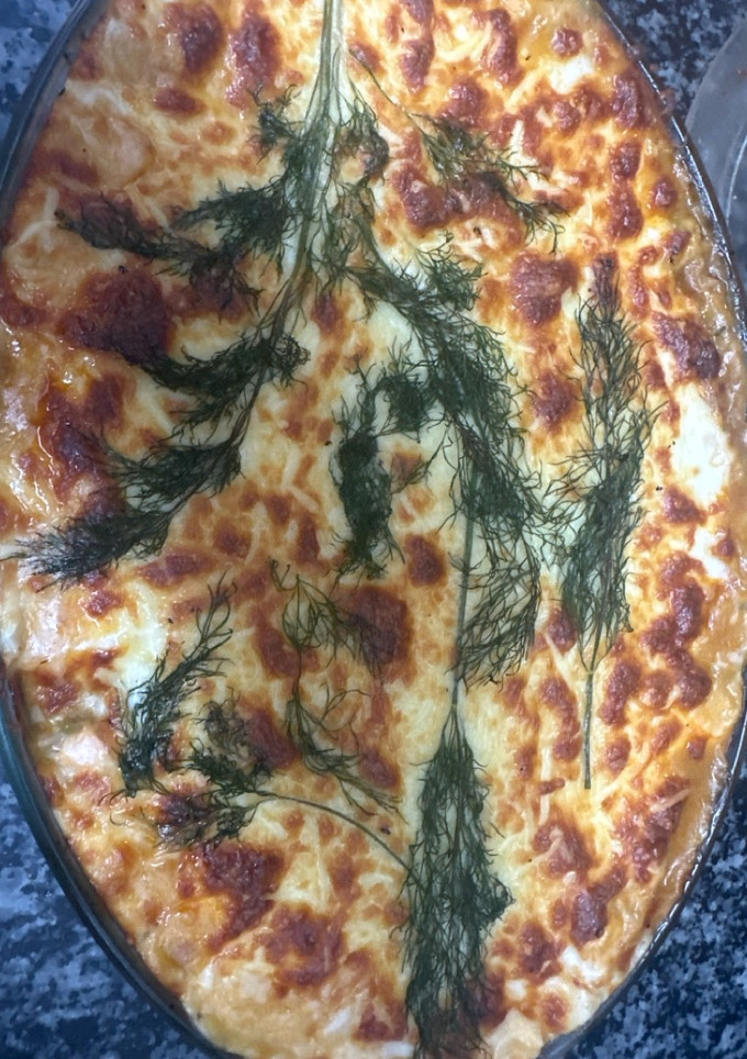 Una foto de 505. Lasaña de gambones cocidos y salmón (principal pasta)