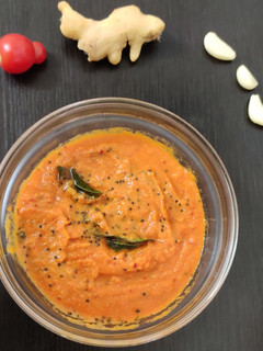 அல்லம் வெள்ளுள்ளி சட்னி (Ginger garlic chutney) (Allam vellulli chutney recipe in tamil) செய்முறை முக்கிய புகைப்படம்