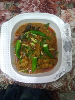 A picture of Yummiest Chicken Karahi.