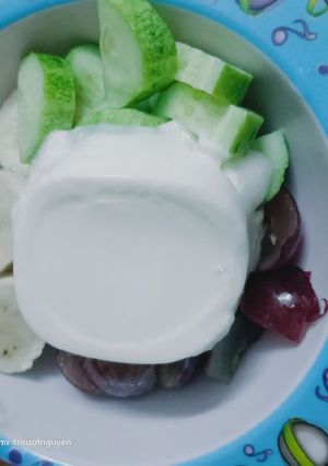 Hình của món Sữa chua hoa quả.