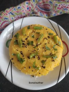 નાયલોન ખમણ (Naylon Khaman recipe in Gujarati) રેસીપી મુખ્ય ફોટો