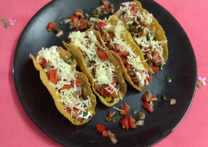 Mexican beans tacos