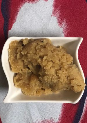 A picture of Sooji ka halwa.