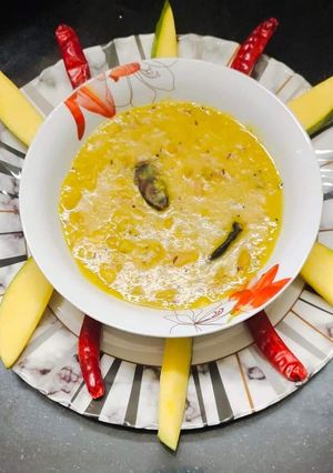A picture of Raw mango poppu (Raw mango dal).