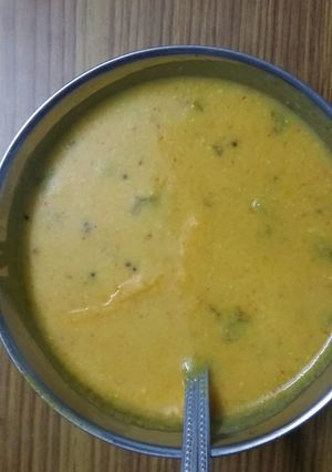 A picture of Kadhi.