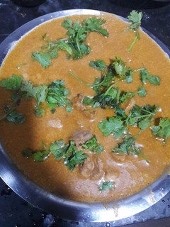 தேங்காய்ப் பால் பட்டர் சிக்கன் (thengai paal butter chicken recipe in Tamil) செய்முறை முக்கிய புகைப்படம்