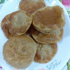 A picture of Poori.