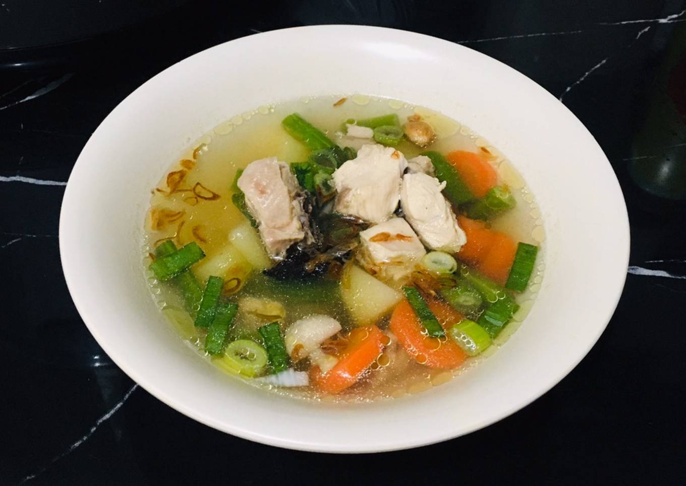 Sop Bening Ayam Dan Sayuran