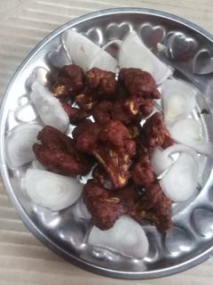 காலிஃப்ளவர் சில்லி (Cauliflower chilli recipe in tamil) செய்முறை முக்கிய புகைப்படம்