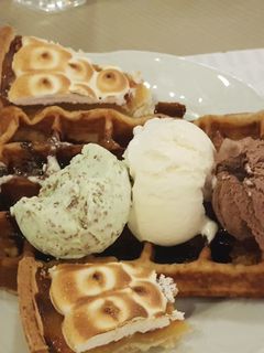 صورة لوصفة وافل بالبوظه والنوتلا