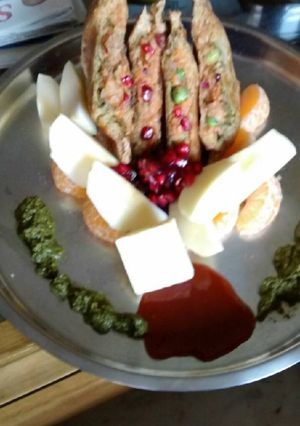 A picture of Mix masala sandwich.