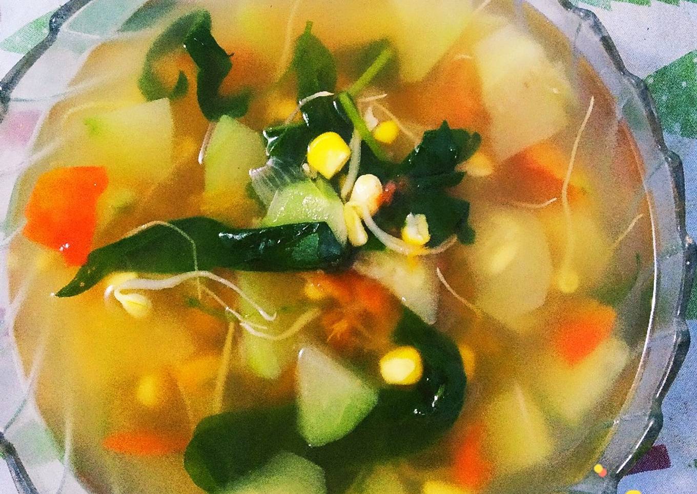 Sup sayur dengan asam jawa