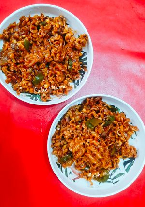 टमाटर मैगी (tamatar maggi recipe in Hindi) रेसिपी मुख्य फोटो