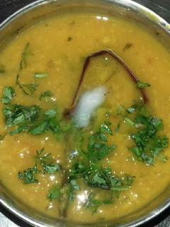 A picture of Dal fry.