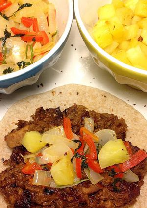 Una foto de Tacos al pastor - receta mexicana