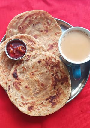A picture of Lachchha paratha.