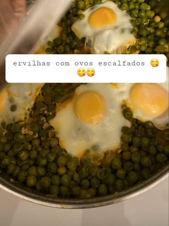 Foto de Ervilhas com Ovos escalfados