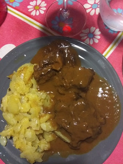 Una foto de Rabo de toro a mi estilo