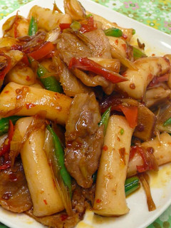 回鍋肉炒年糕 ♥年糕8 的食譜成品照片