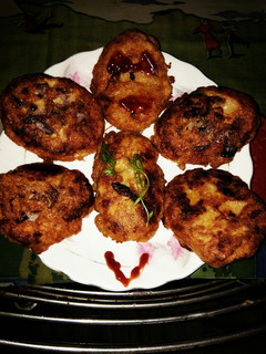 A picture of Potato egg and panner cutlets.