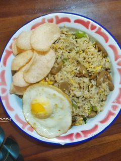 Foto resep Nasi Goreng Sosis Simpel Lezat
