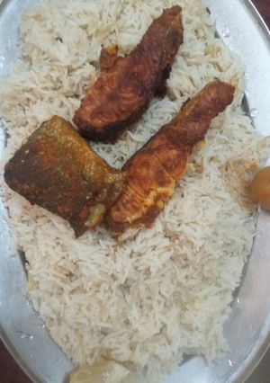صورة لوصفة رز وسمك بالفرن