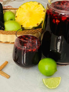 Una foto de Chicha morada peruana