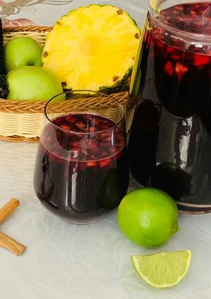 Una foto de Chicha morada peruana