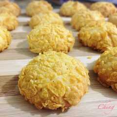 A picture of Crunchy cornflake cookies.