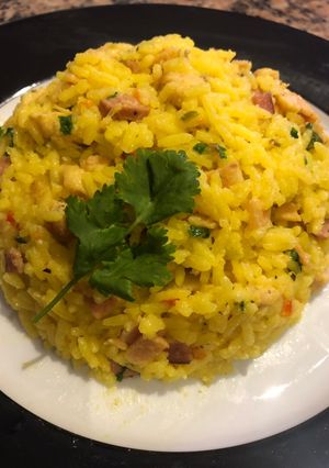 Una foto de Paella 🥘 de pollo