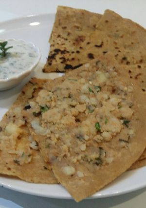 A picture of Aaloo kay parathay.