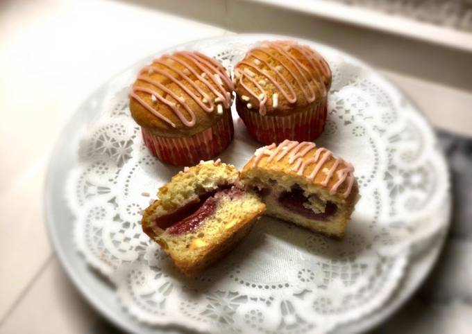 Muffin alle fragole e cioccolato bianco