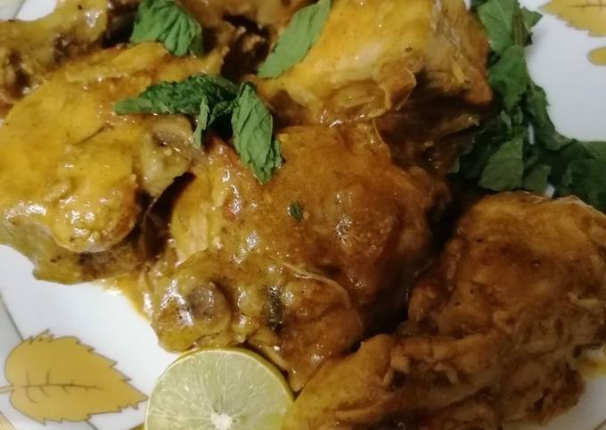 Chicken karahi (lahori style) Recipe by Mk Mahwish - Cookpad