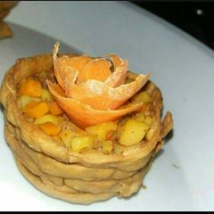 A picture of Meat pie basket.