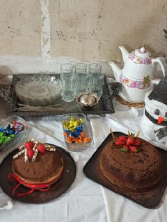 عکسی از دستور کیک یلدایی با شیره خرما😋