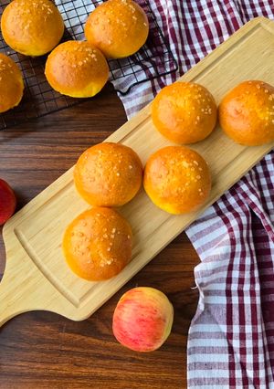 A picture of Brioche Buns.
