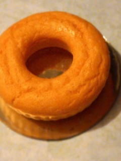 A picture of Orange cake.