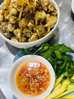 Hình của món Ốc nhảy xào sả.