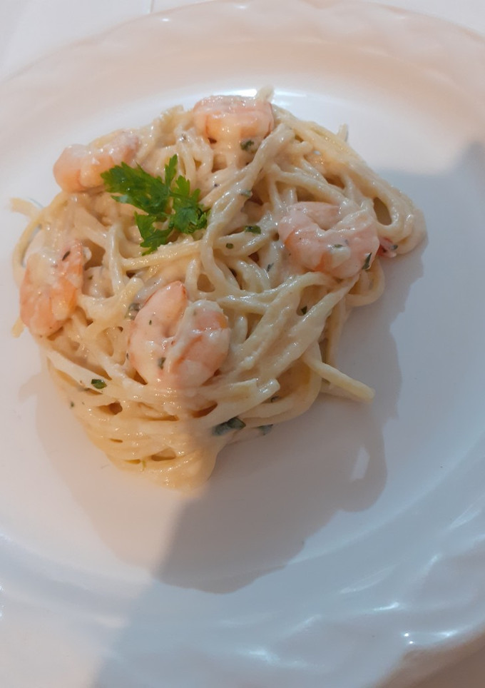 Una foto de Spaghetti con camarones