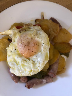 Una foto de Patatas a lo pobre (al horno)