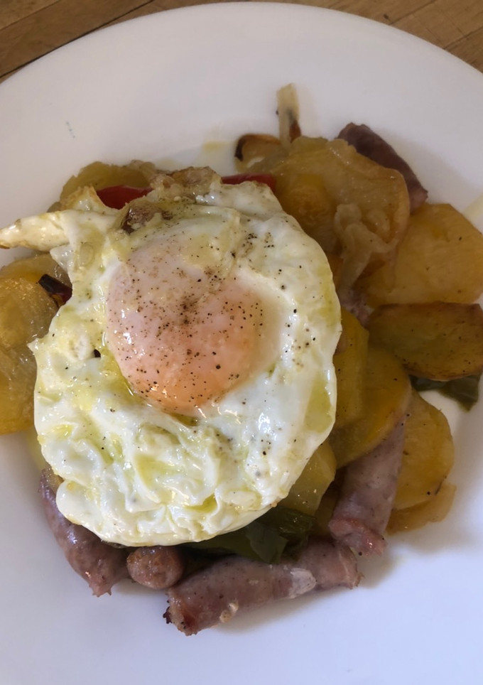 Una foto de Patatas a lo pobre (al horno)