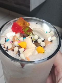ડ્રાયફ્રુટ ચોકલેટ શેઇક વીથ આઈસક્રીમ(Dry Fruit Chocolate Shake With Ice Cream Recipe In રેસીપી મુખ્ય ફોટો
